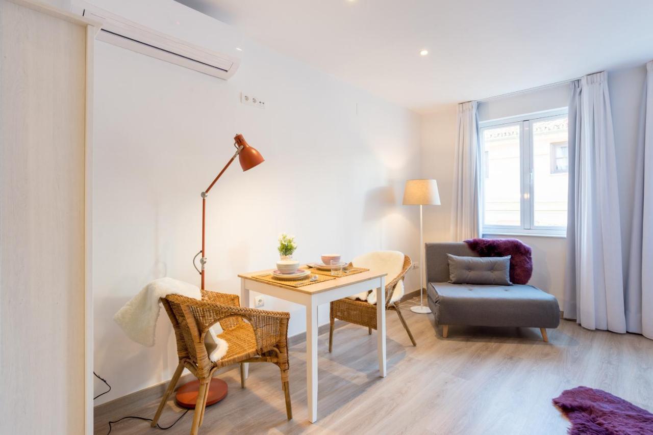 Sharingco Atarazanas Premium Loft VI Apartment Malaga Luaran gambar